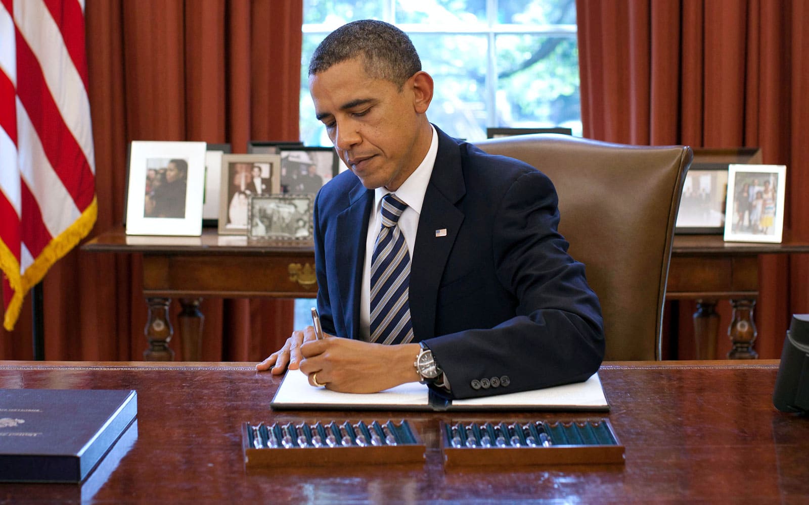 left obama