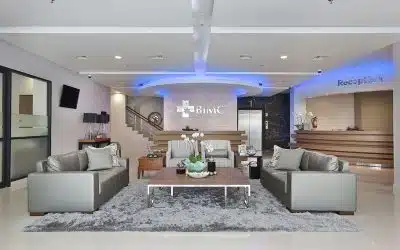 Hospital in Bali : BIMC Siloam Nusa Dua Main-Entrance-Lobby