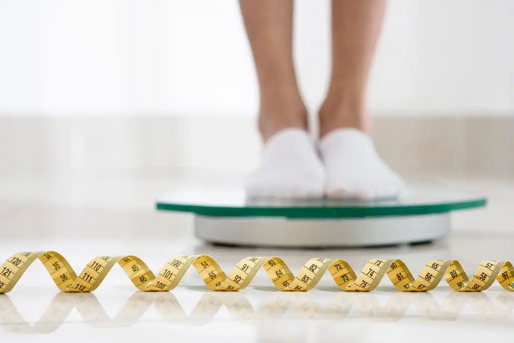The Warning Signs How Drastic Weight Loss Could Be A Symptom Of Hyperthyroidism